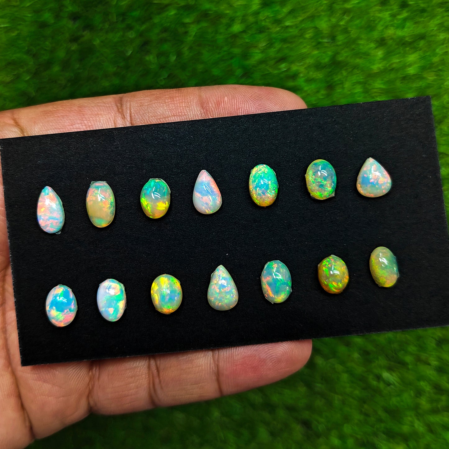 10x14mm - 12x13mm Aurora Opal Doublet Evil Eye Trilliant Form Schnitzerei zur Schmuckherstellung AA Grade Lose Edelstein - Einzelstück