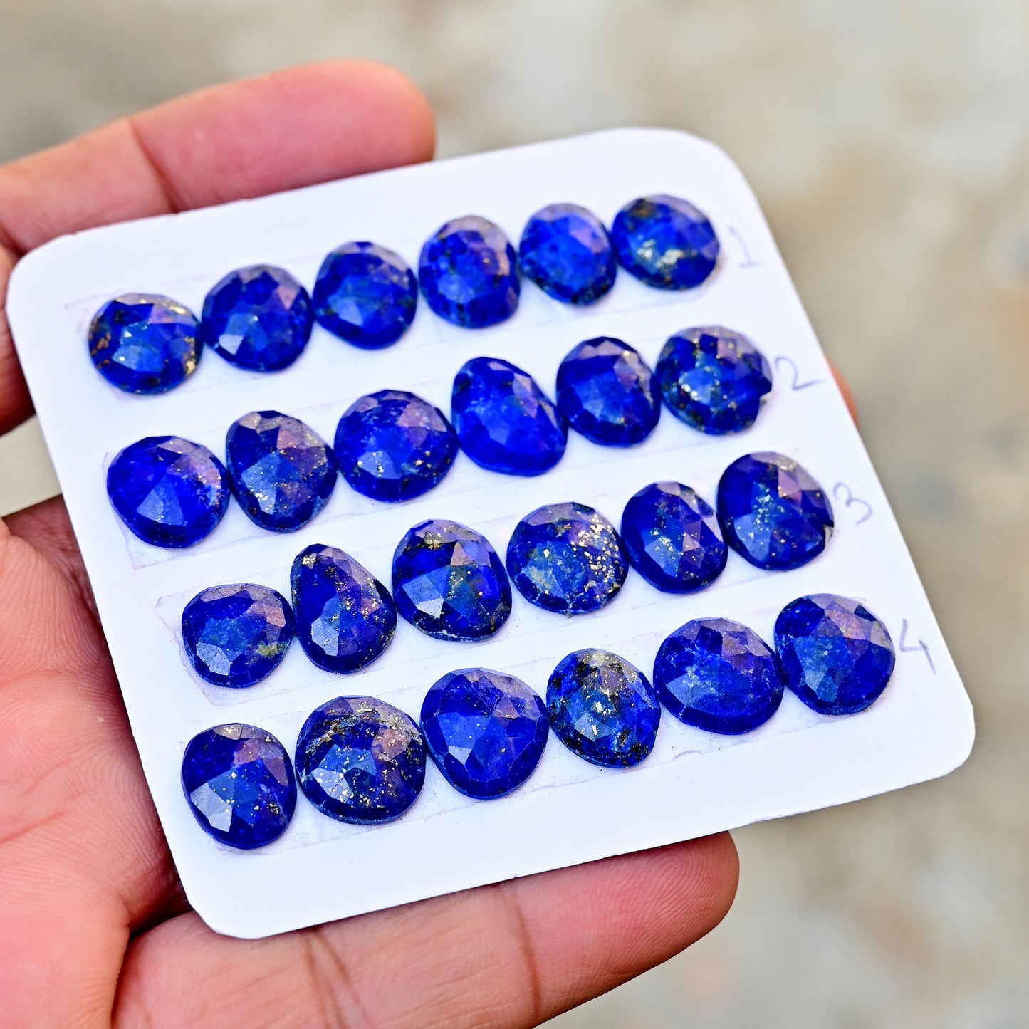 41,80 ct Lapislazuli im Rosenschliff, 10 x 12 mm und 10 x 13 mm, Freiform, Edelstein der Güteklasse A, Paket – insgesamt 12 Stück