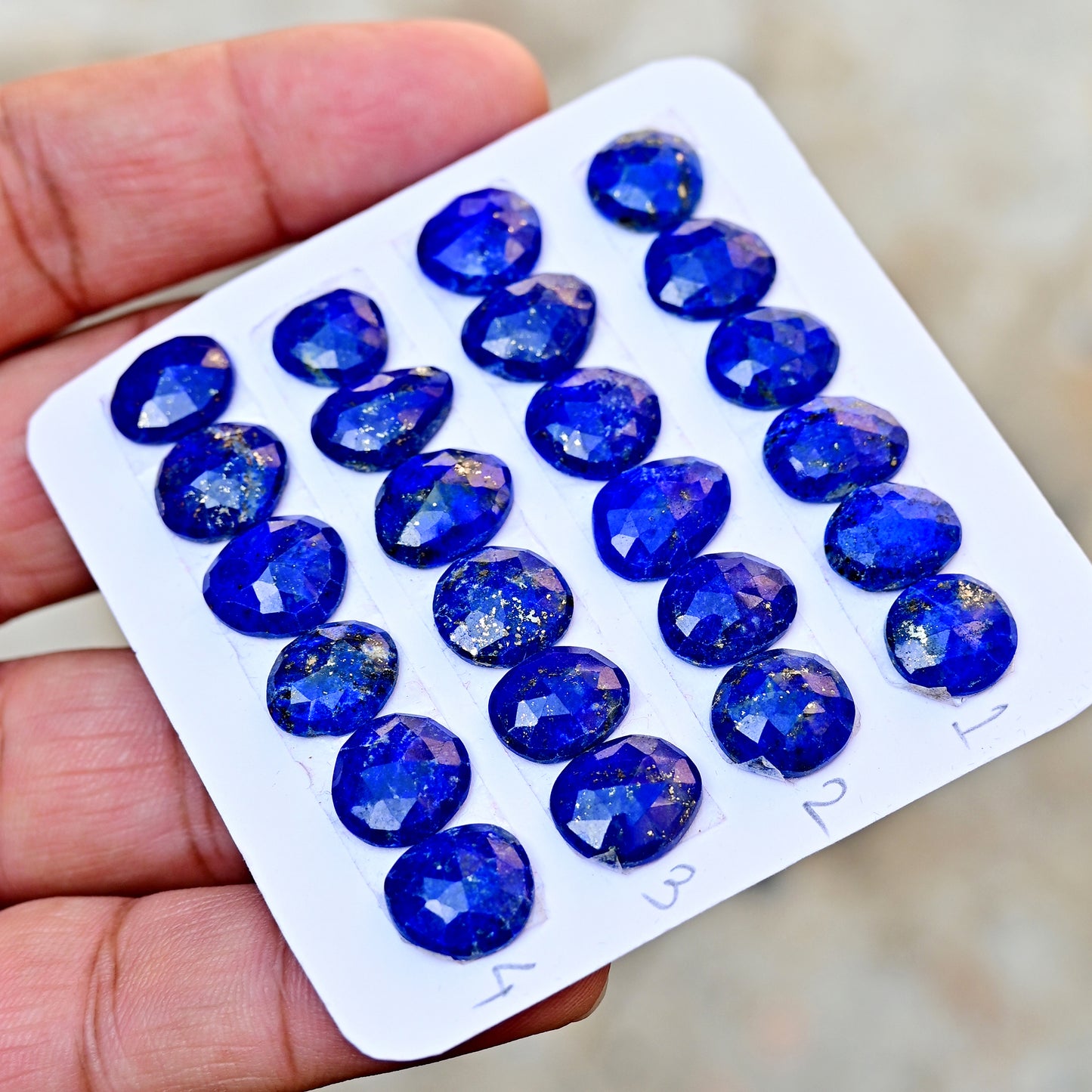 41,80 ct Lapislazuli im Rosenschliff, 10 x 12 mm und 10 x 13 mm, Freiform, Edelstein der Güteklasse A, Paket – insgesamt 12 Stück