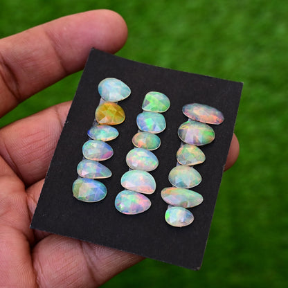 10x14mm - 12x13mm Aurora Opal Doublet Evil Eye Trilliant Form Schnitzerei zur Schmuckherstellung AA Grade Lose Edelstein - Einzelstück