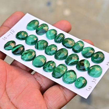 100 Karat glatte Malachit-Cabochons, 13 x 25 mm – 17 x 20 mm, Edelsteinpaket der Güteklasse AA, insgesamt 6 Stück