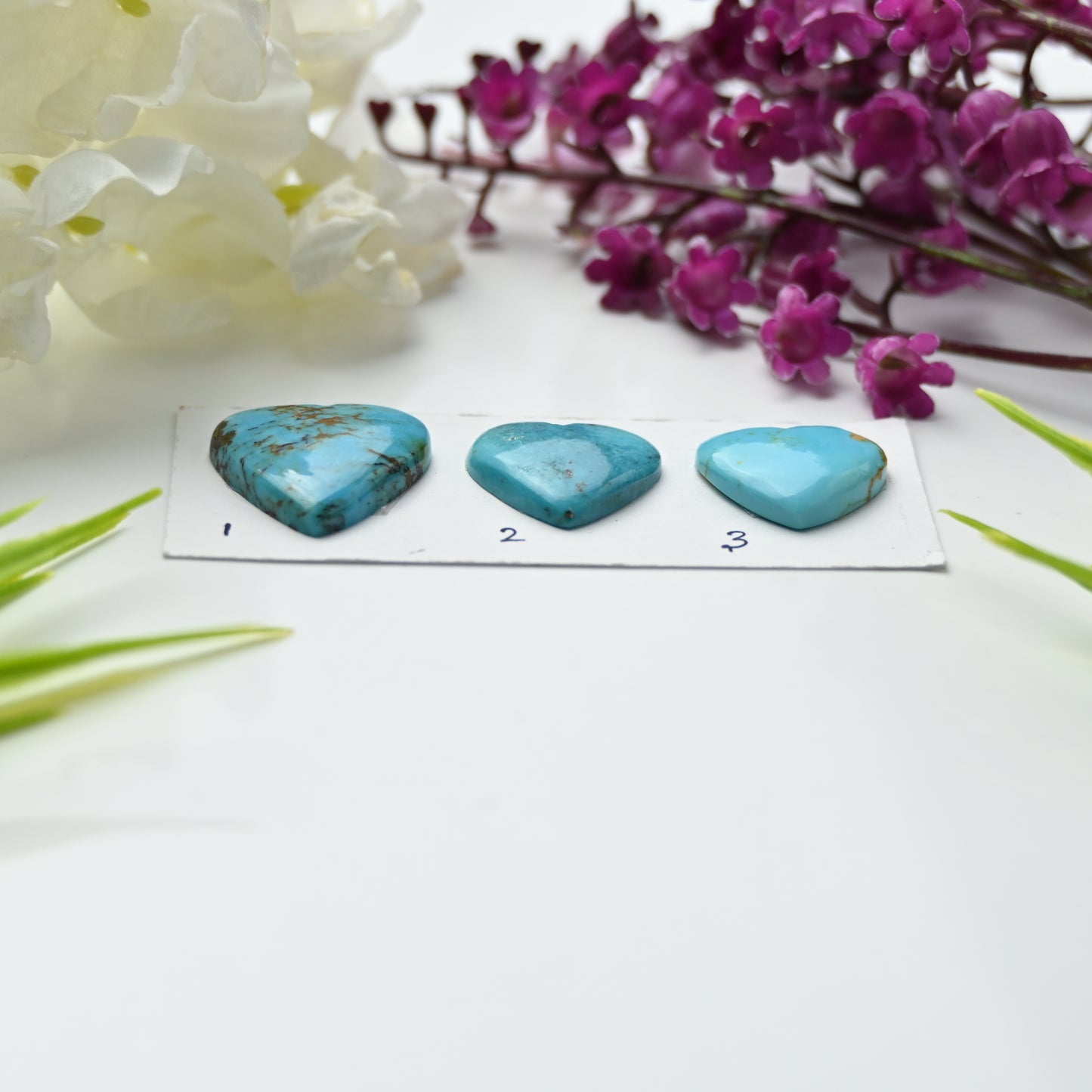 Kingman Turquoise heart-shaped 17 MM- 22 MM