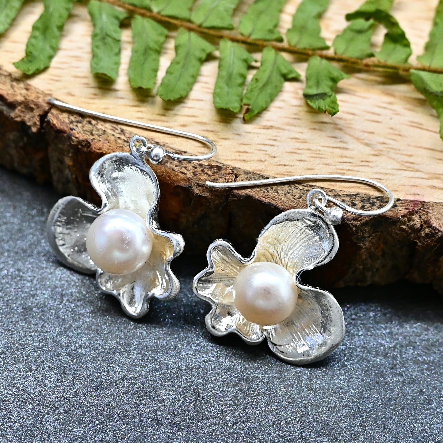 Flower with Pearl Earrings! 🌸✨