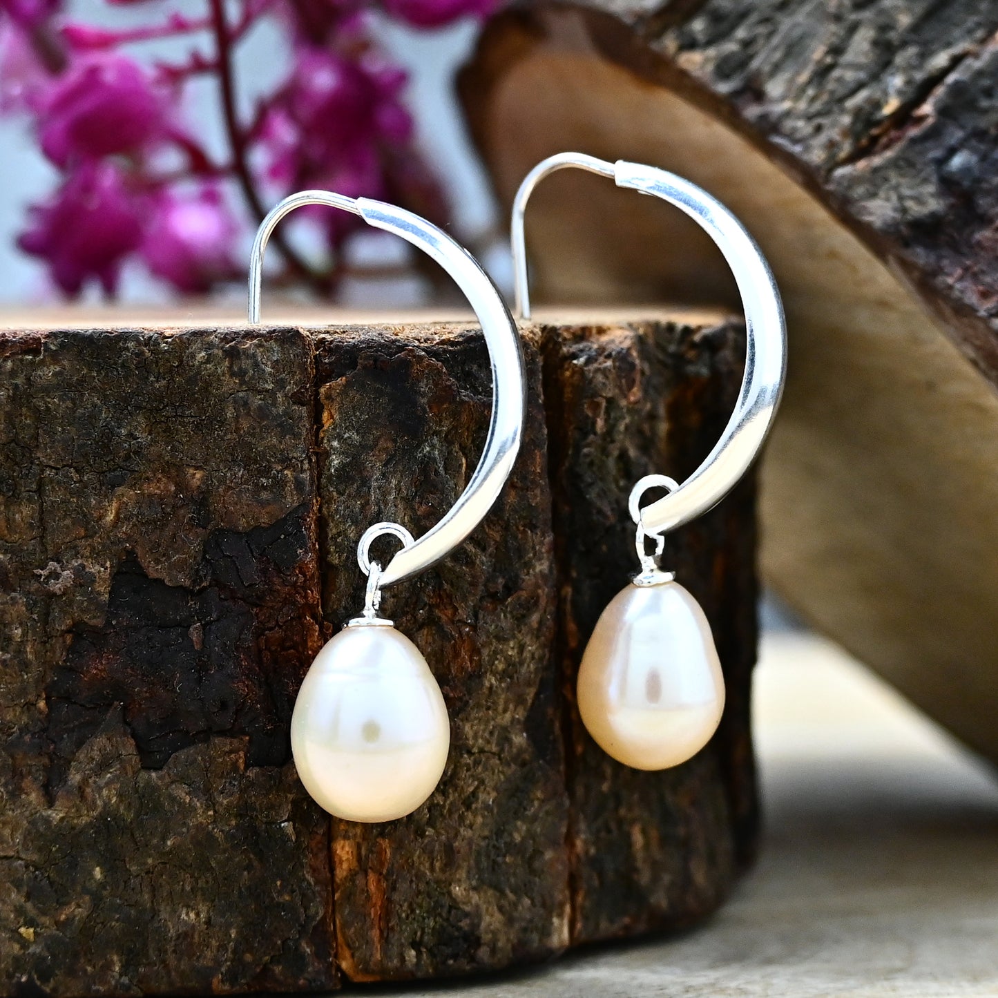 Pearl Drop Earrings! ✨
