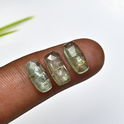 19,10 ct. Grüner Kyanit, 6 x 12 mm, Rosenschliff, Baguetteform, Edelsteinklasse AA, Paket – insgesamt 8 Stück