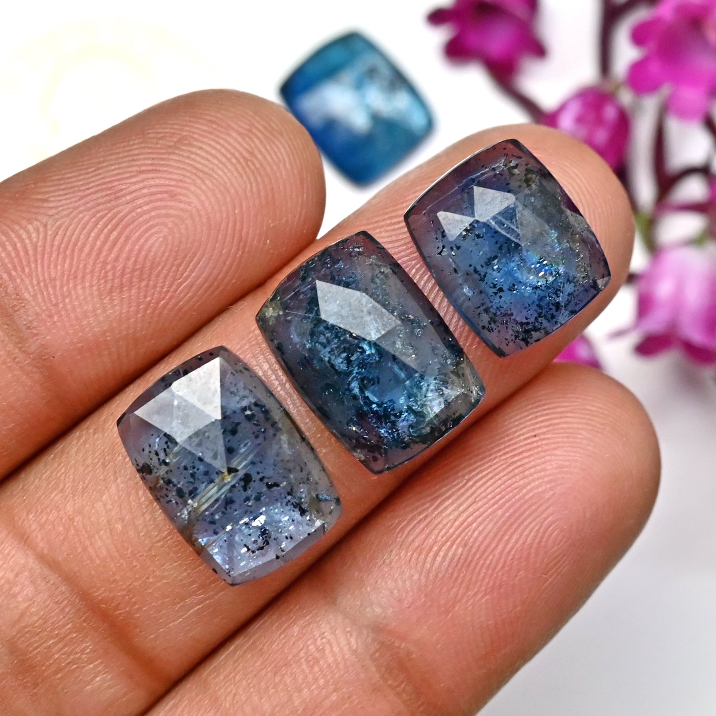 35,10 ct. Blaugrüner Moos-Kyanit, Rosenschliff, rechteckige Kissenform, 10 x 12 mm – 10 x 14 mm, Edelsteinpaket der Güteklasse AA, insgesamt 6 Stück