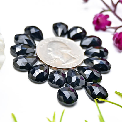 51,45 ct Schwarzer Onyx-Rosenschliff-Cabochon, 9 x 13 mm, Tropfenform, Edelsteinpaket der Güteklasse AA, insgesamt 15 Stück