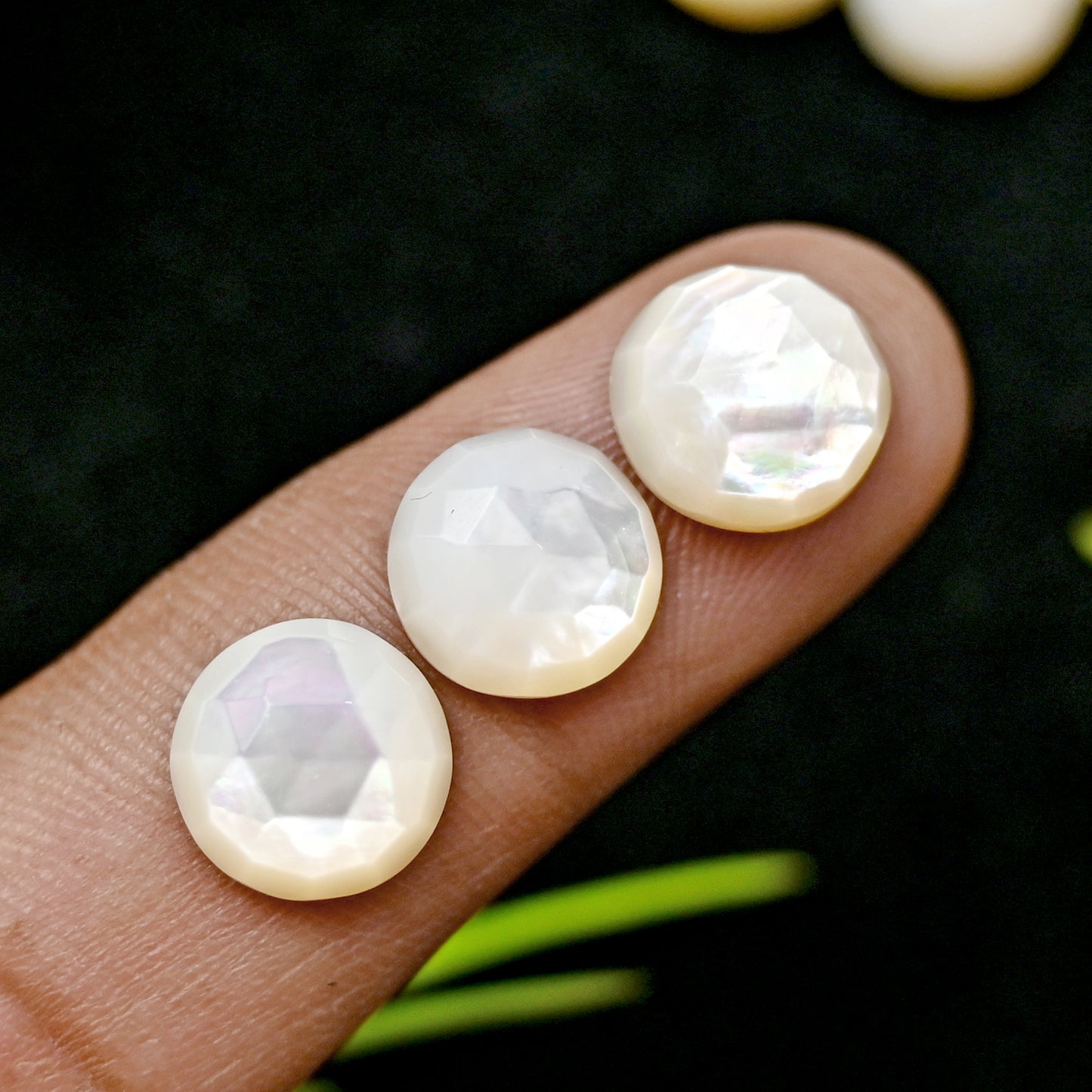 52.95cts Mother of Pearl Rose Cut Cabochons 10mm Calibrated Round Shape AA Grade Gemstone Parcel -Total 15 Pcs