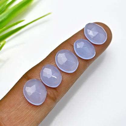 44,35 ct Blauer Chalcedon im Rosenschliff, Cabochon, 10 x 12 mm – 9 x 11 mm, Freiform, Edelsteinpaket der Güteklasse AA, insgesamt 19 Stück