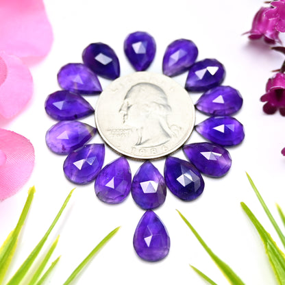 42,6 ct natürlicher Amethyst 8 x 12 mm kalibrierter Cabochon im Rosenschliff, Birnenform, Edelsteinpaket der Güteklasse AA, insgesamt 15 Stück