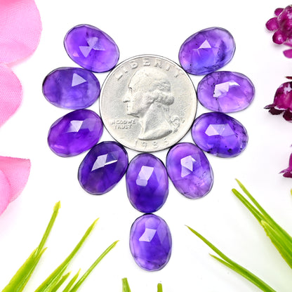 47,1 ct natürlicher Amethyst, 10 x 14 mm, kalibrierter Cabochon im Rosenschliff, ovale Form, Edelsteinpaket der Güteklasse AA, insgesamt 10 Stück