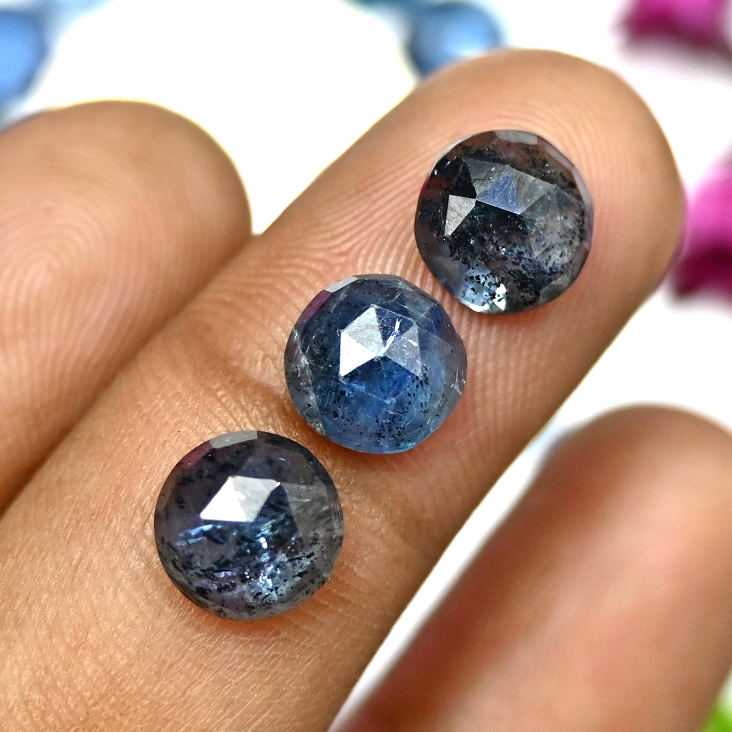 27,75 ct. Blaugrüner Moos-Kyanit, 8 mm, rund, Rosenschliff, AA-Qualität, Edelsteinpaket – insgesamt 15 Stück