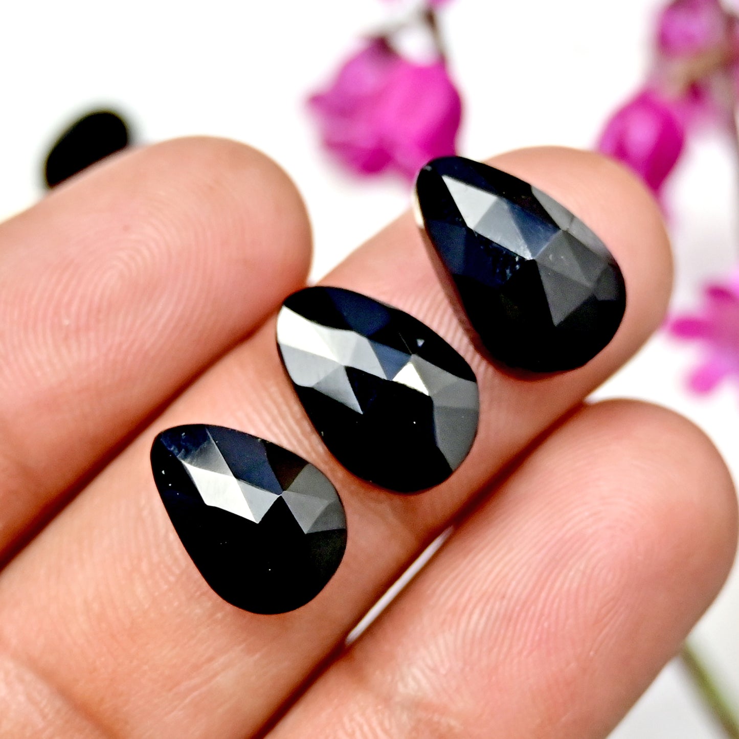 41.90cts Black Onyx Rosecut Cabochon 7x10mm - 9x14mm AA Grade Gemstone Parcel -Total 15 Pcs