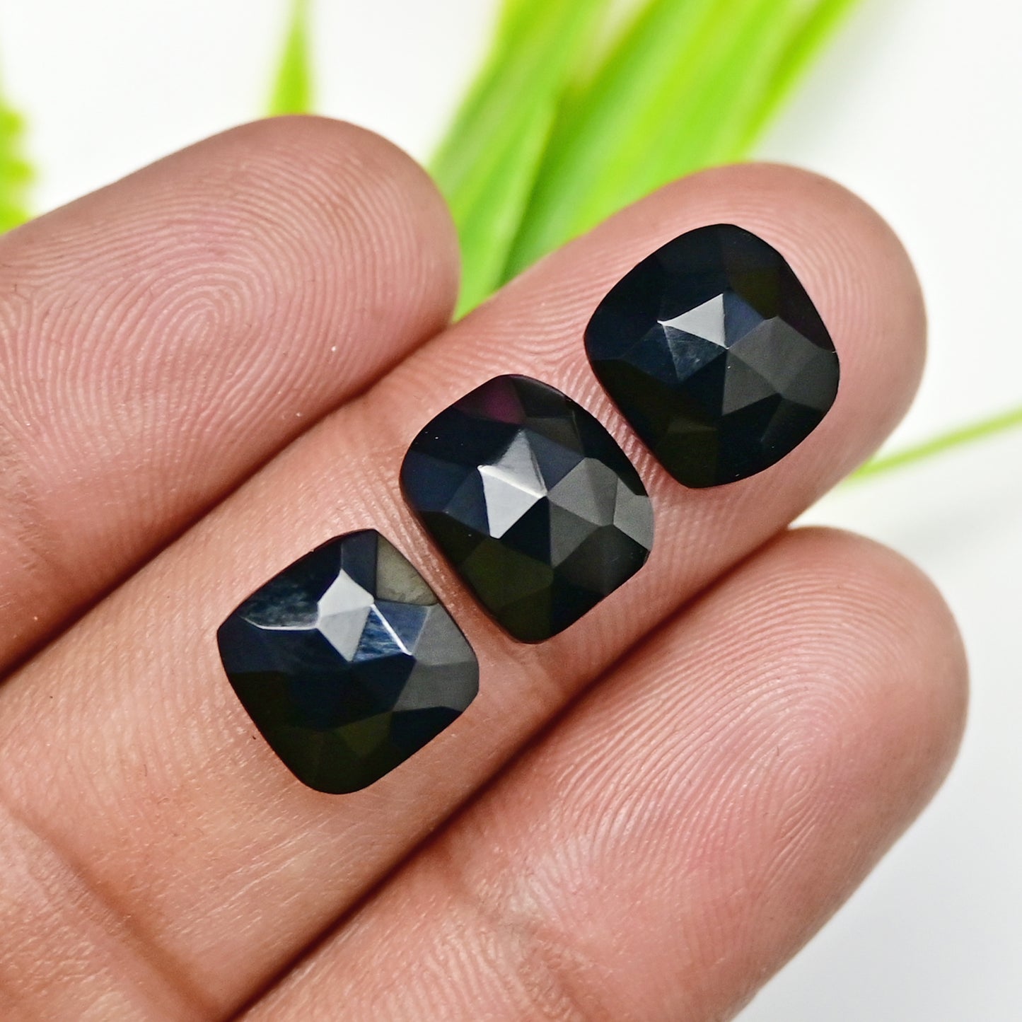 48,6 ct Schwarzer Onyx-Rosenschliff-Cabochon 8 x 8 mm – 10 x 18 mm, gemischte Form, Edelsteinpaket der Güteklasse AA, insgesamt 11 Stück