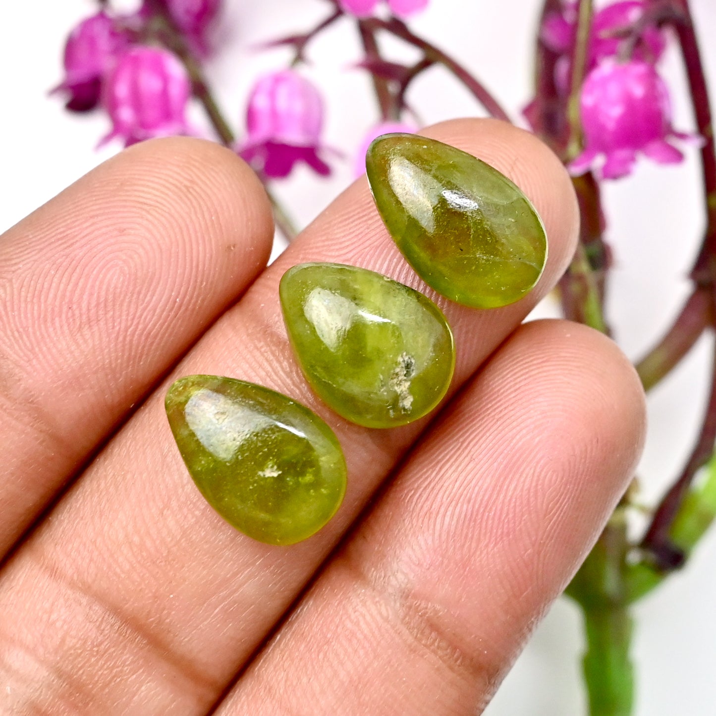 53.3cts Vesuvianite Smooth Cabochon 10x15mm - 8x13mm AA Grade Gemstone Parcel - Total 10 Pcs