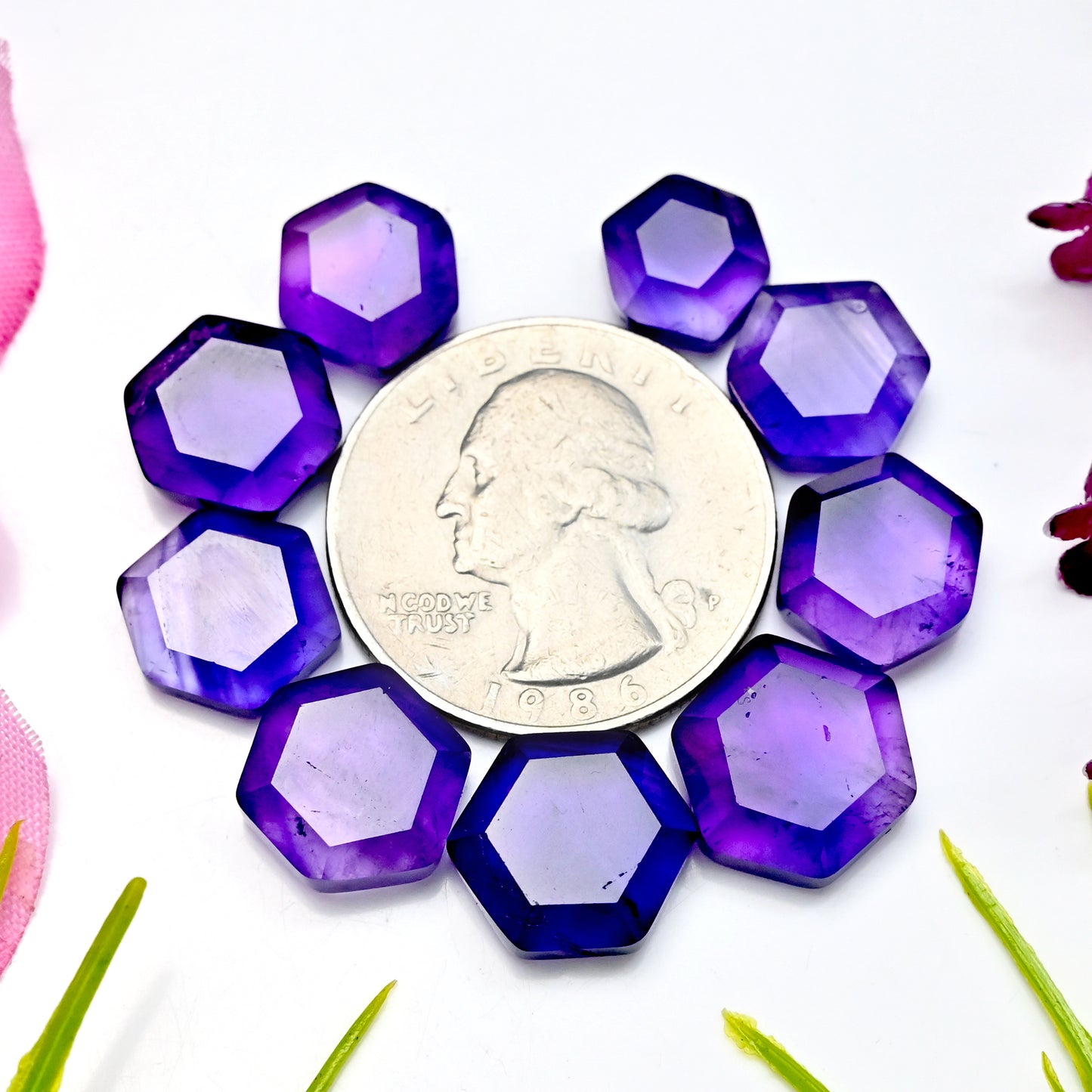 46,8 ct natürlicher Amethyst 9 x 9 mm – 12 x 12 mm Rosenschliff-Cabochon, freie Form, Edelsteinpaket der Güteklasse AA, insgesamt 9 Stück