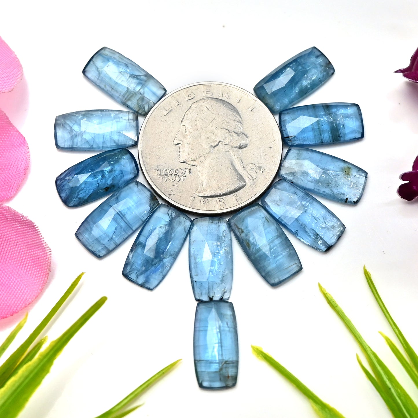 39,90 ct. Aquamarin-Kyanit, 14 x 7 mm, Rosenschliff, Baguetteform, Edelsteinklasse AA, Paket – insgesamt 12 Stück