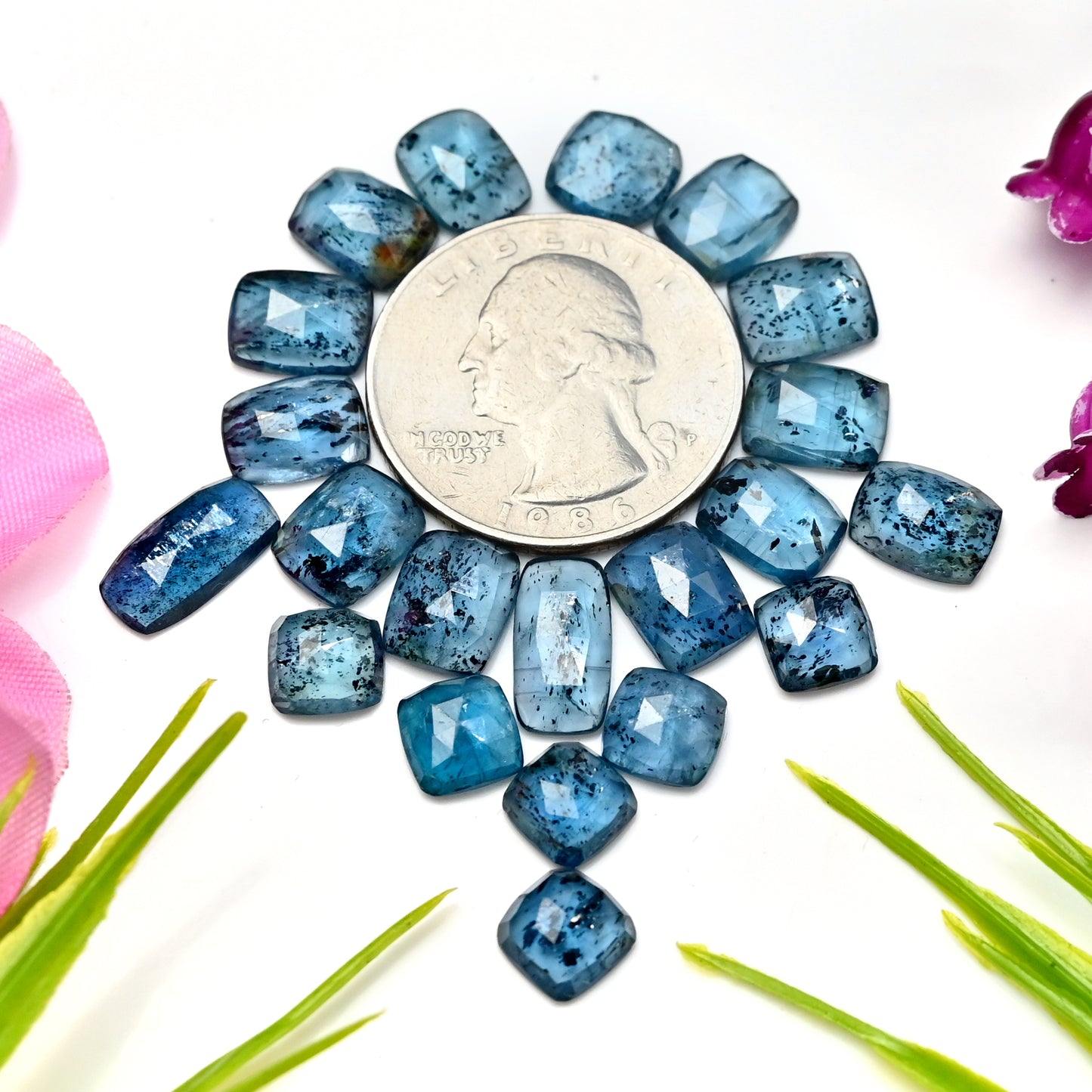 43,05 ct. Blaugrüner Moos-Kyanit, 7 x 9 mm – 6 x 12 mm, Rosenschliff, Kissen-Achteckform, Edelstein der Güteklasse AA, Paket – insgesamt 21 Stück