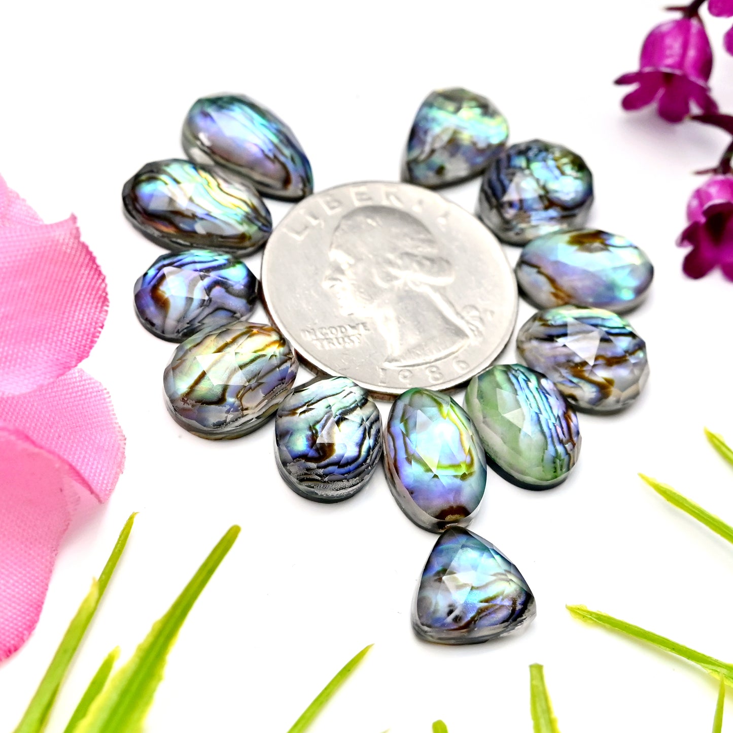 59,4 ct Abalone-Muschel-Dublette mit Himalaya-Bergkristall-Cabochon im Rosenschliff, 10 x 13 mm – 9 x 15 mm, Edelsteinpaket der Güteklasse AA, insgesamt 12 Stück