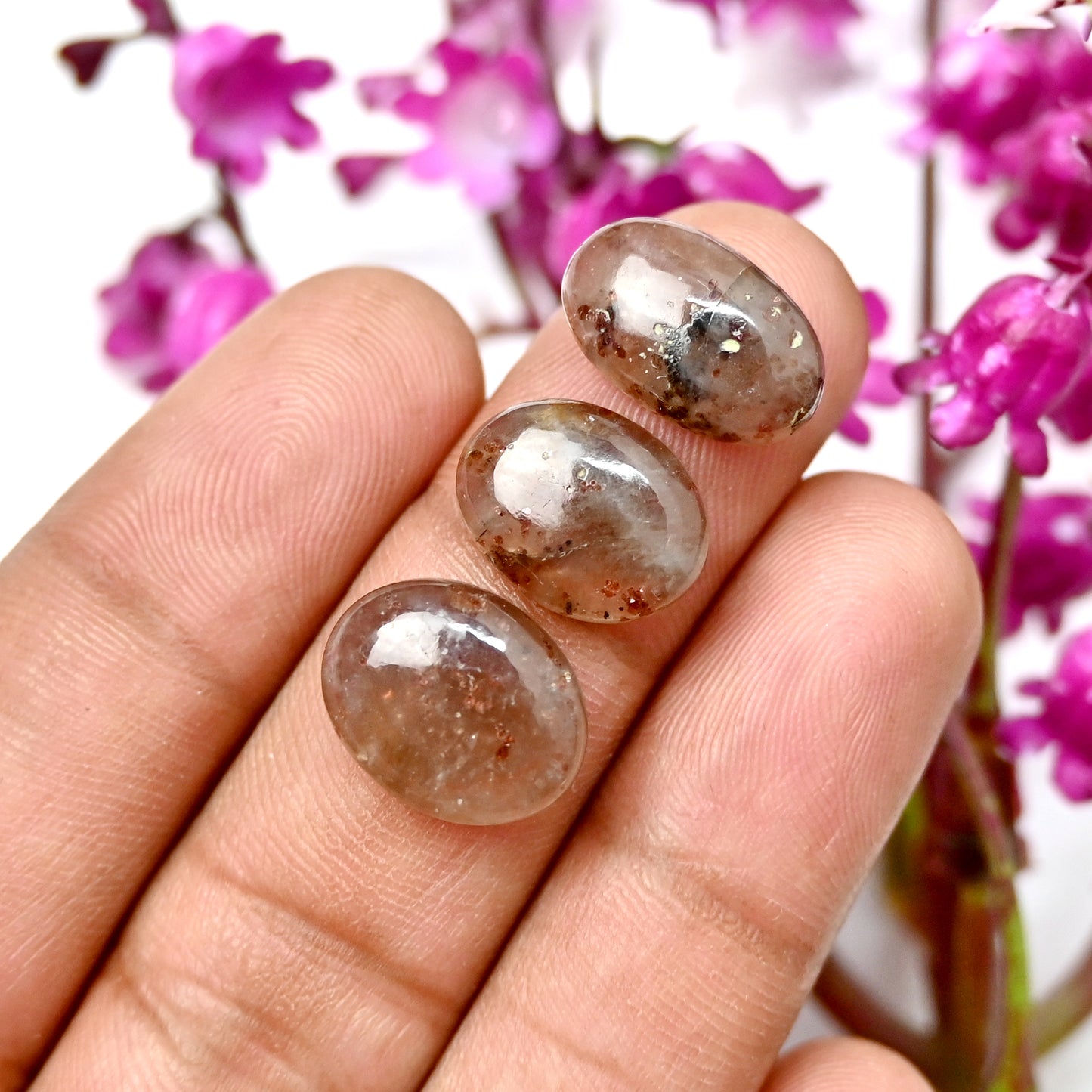 54,9 ct Granat-Einschlussquarz-Cabochon im Rosenschliff, 9 x 12 mm – 12 x 15 mm, Freiform, Edelsteinpaket der Güteklasse AA, insgesamt 10 Stück