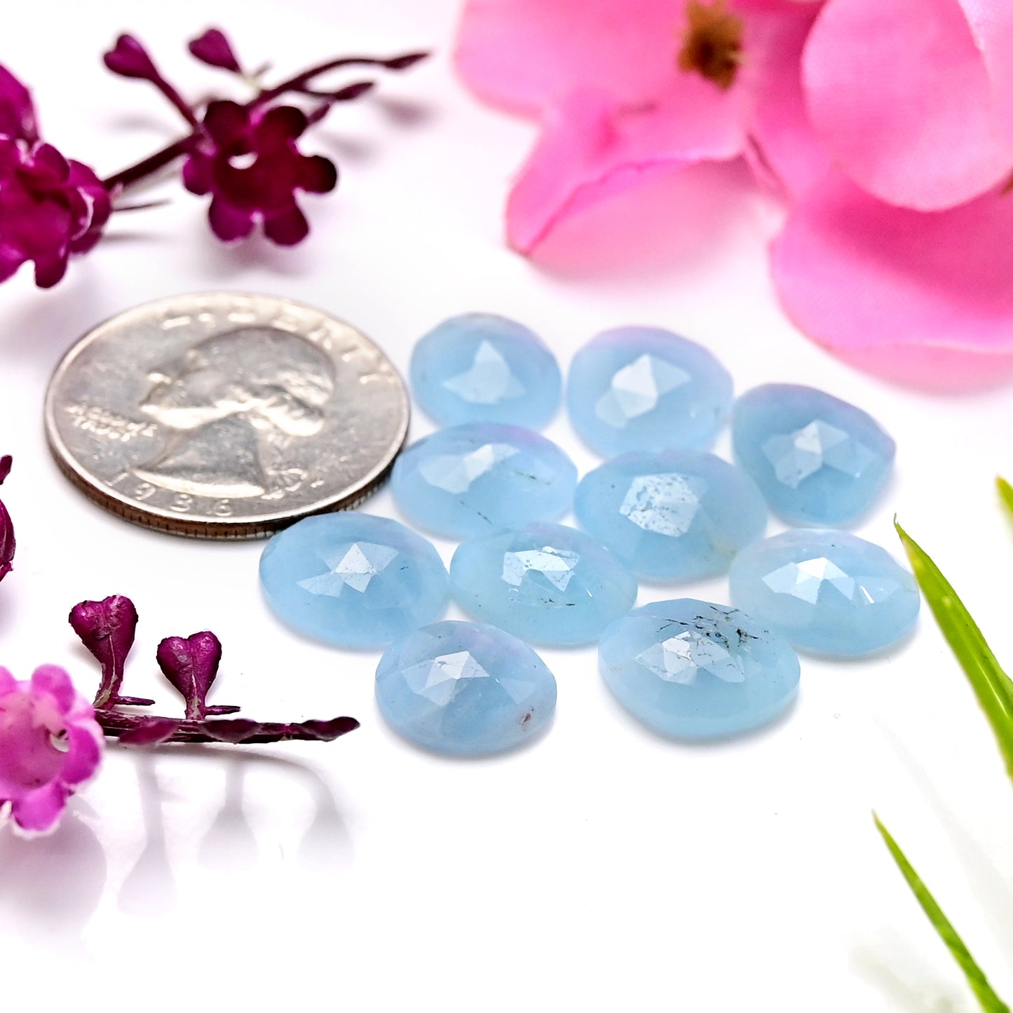 57,6 ct natürlicher Aquamarin, facettierte Cabochons, 10 x 13 mm – 14 x 17 mm, Freiform, Edelsteinpaket der Güteklasse AA, insgesamt 11 Stück