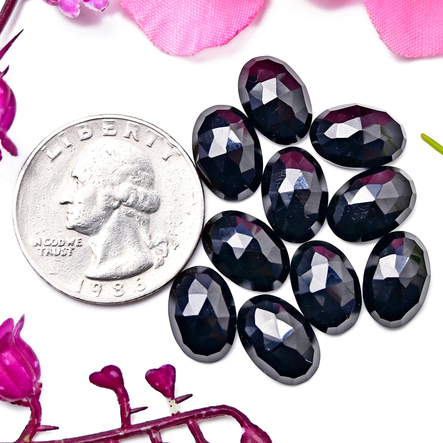 41,90 ct Schwarzer Onyx-Rosenschliff-Cabochon 7 x 10 mm – 9 x 14 mm, Edelsteinpaket der Güteklasse AA, insgesamt 15 Stück