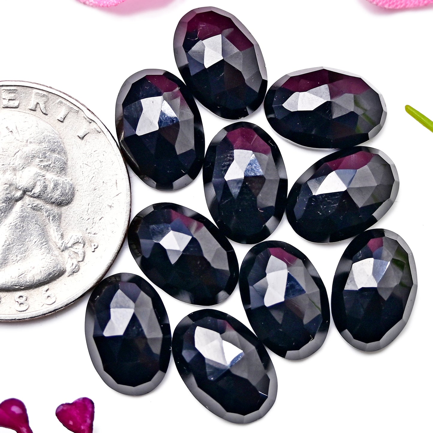 41,90 ct Schwarzer Onyx-Rosenschliff-Cabochon 7 x 10 mm – 9 x 14 mm, Edelsteinpaket der Güteklasse AA, insgesamt 15 Stück