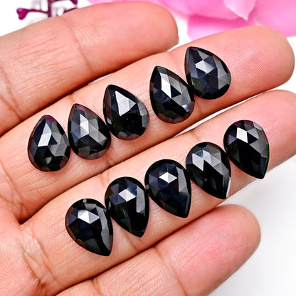 41,90 ct Schwarzer Onyx-Rosenschliff-Cabochon 7 x 10 mm – 9 x 14 mm, Edelsteinpaket der Güteklasse AA, insgesamt 15 Stück