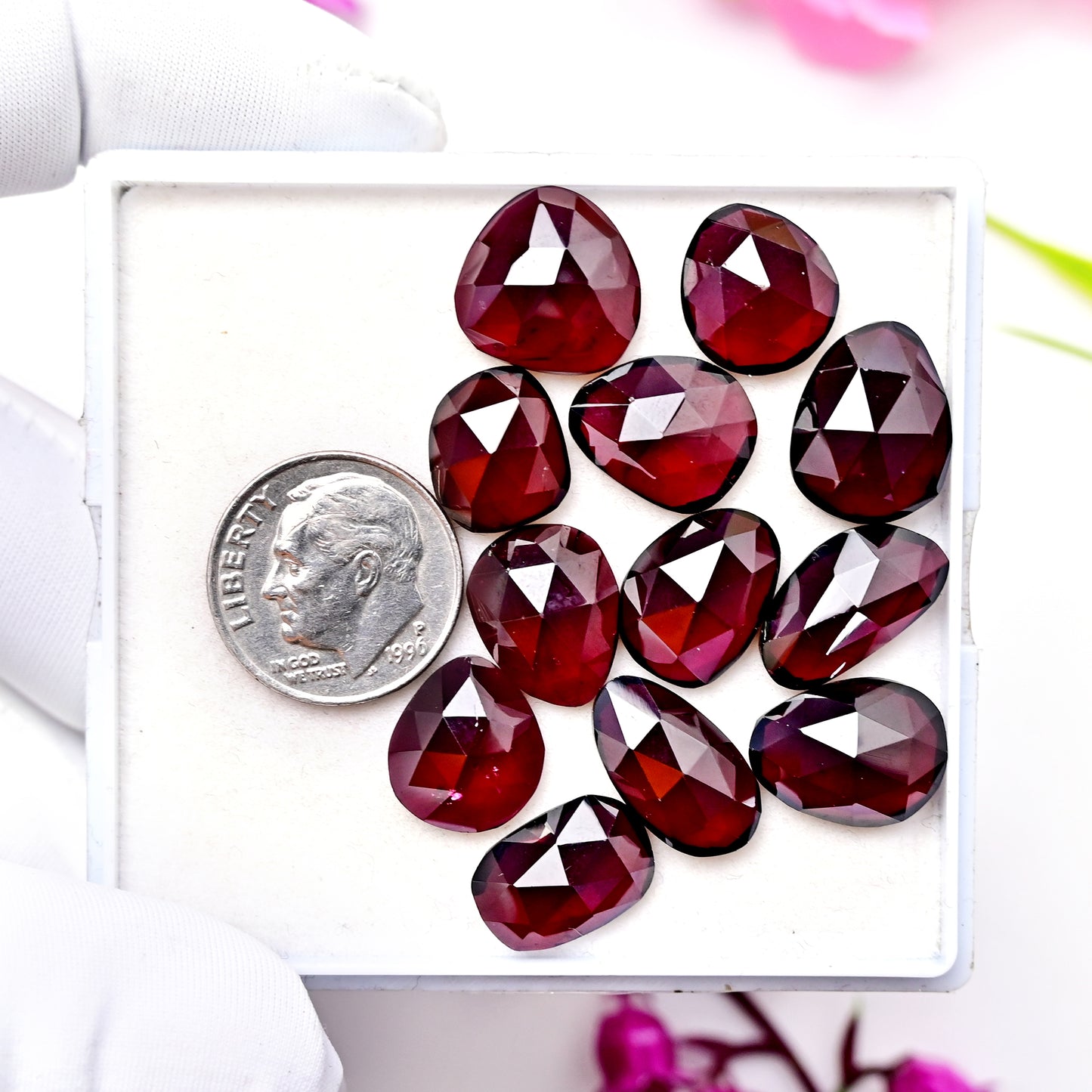 71.5cts Rhodolite Garnet Rosecut Cabochon Shape : Freeform Shape 11x14mm AA Grade Gemstone Parcel - Total 12Pcs