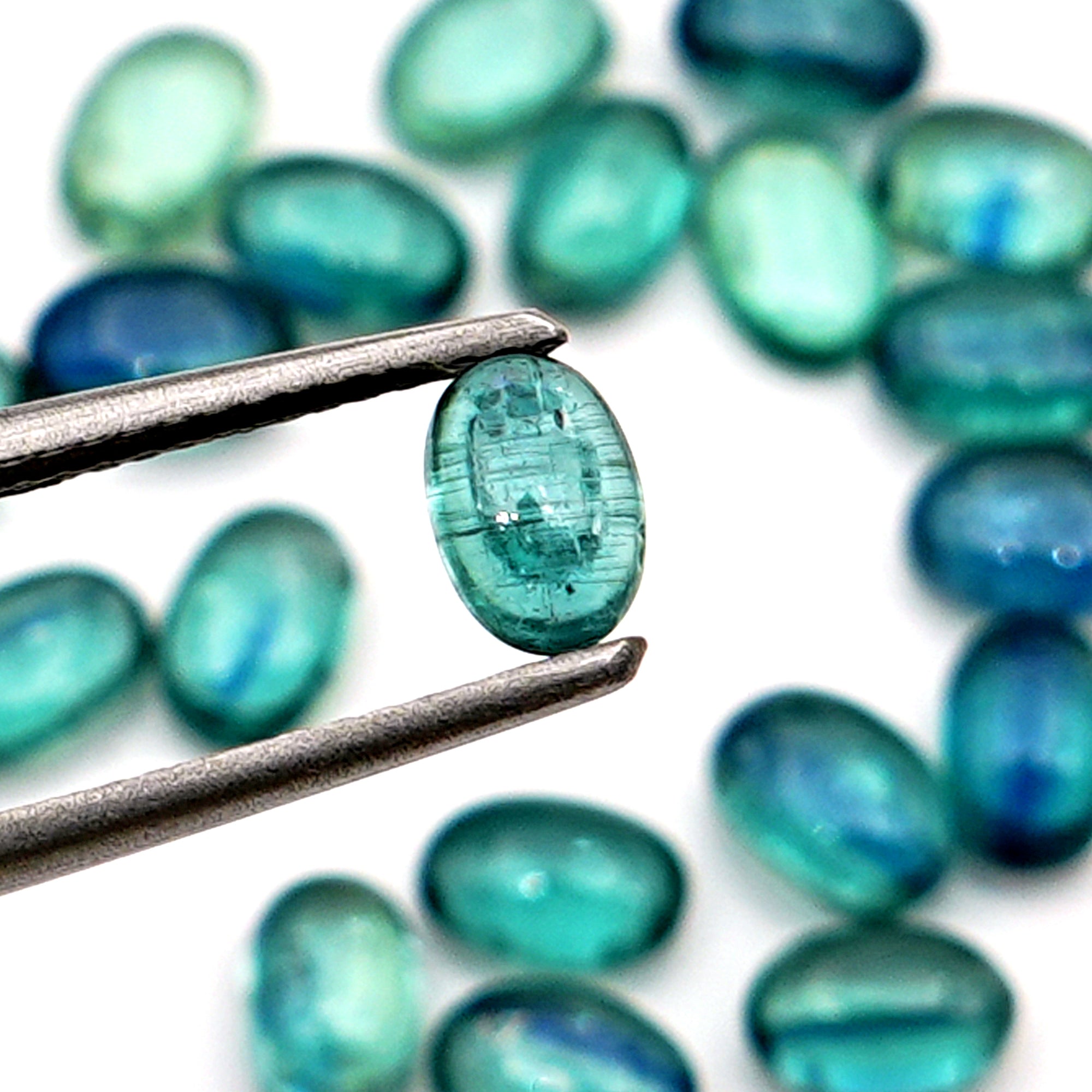 Emerald Green Kyanite Smooth Cabochon | Oval Cut Gemtones For Jewery Making - 20 Pieces