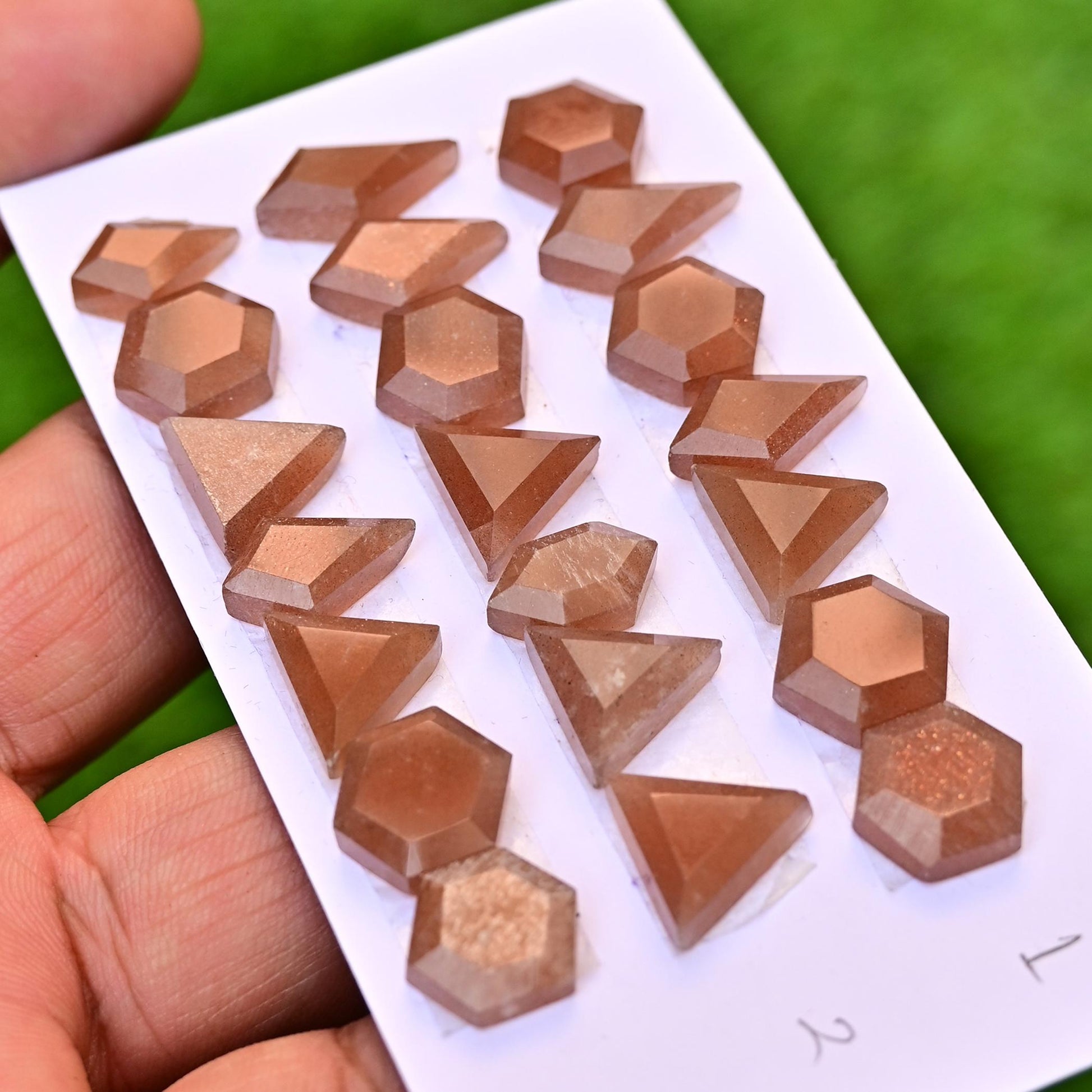 7 pieces Sunstone Faceted Cut Cabochon 10x17mm - 12x12mm Mix Shape Faceted Flat Back Super Fine Quality Cabochon for making jewelry