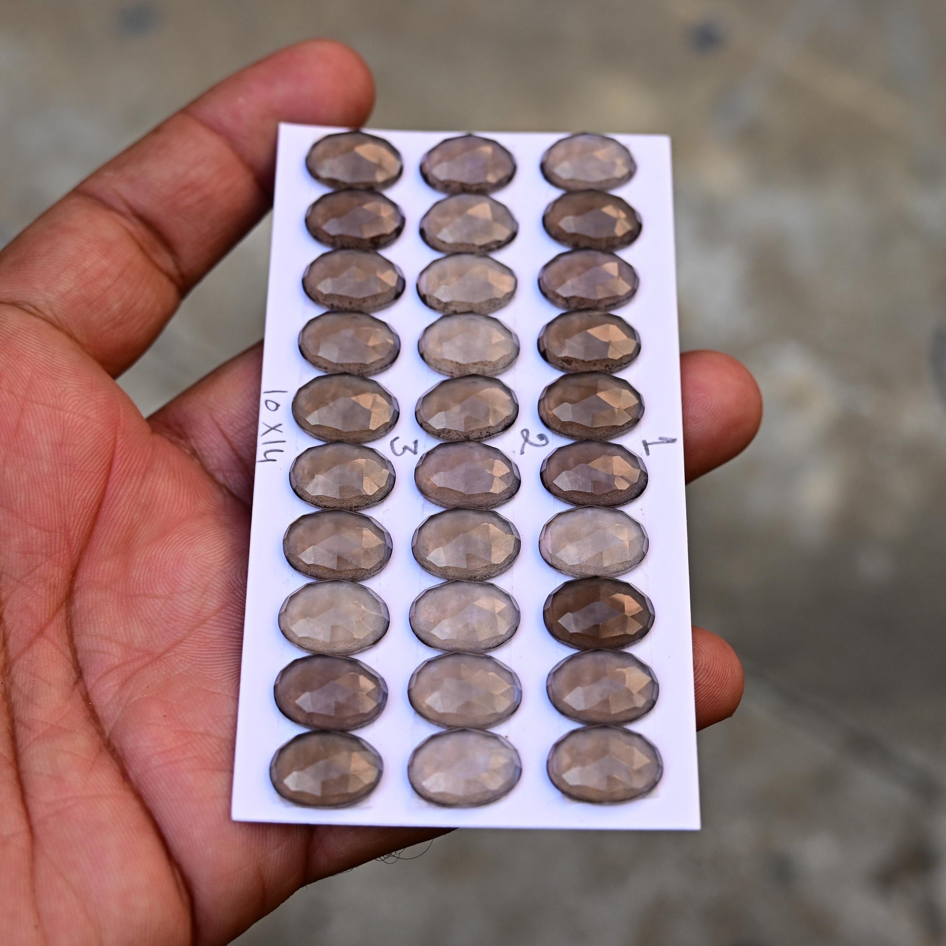 10 pcs Smoky Quartz Cabochon CALIBRATED Oval Shape 10x14mm Quartz Flat back Super Fine Quality Semi Precious Gemstone for Making Jewelry