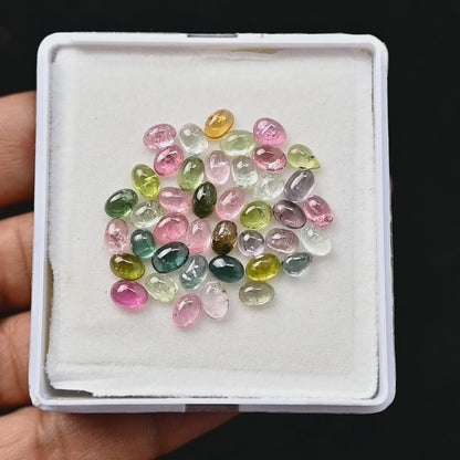 23,45 ct Turmalin-Cabochons 4 x 6 mm – 5 x 7 mm, gemischte Form, Edelsteinpaket der Güteklasse AA, insgesamt 41 Stück