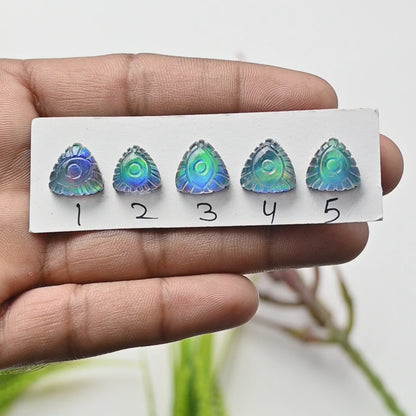 12x12mm-10x10mm Aurora Opal Doublet Evil Eye Trilliant Form Schnitzerei zur Schmuckherstellung AA Grade Lose Edelstein - Einzelstück